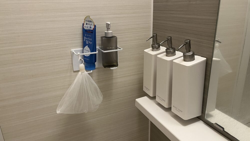 シャンプーボトルなど