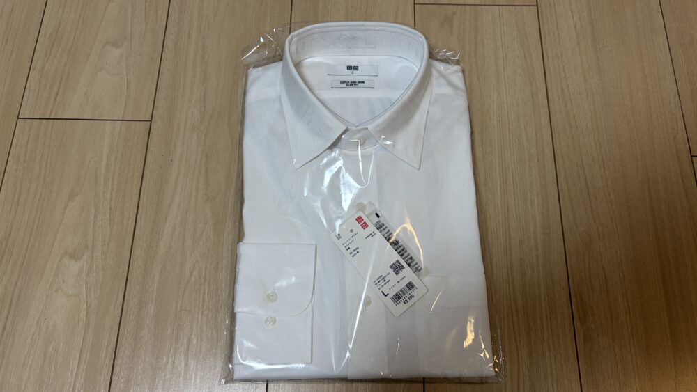 白ワイシャツ